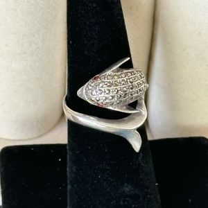 92.5 Dolphin Ring Red eyes